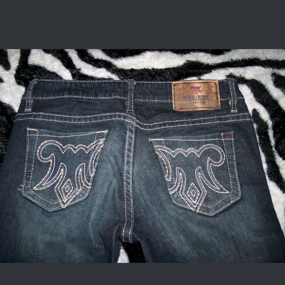 Buckle Jeans